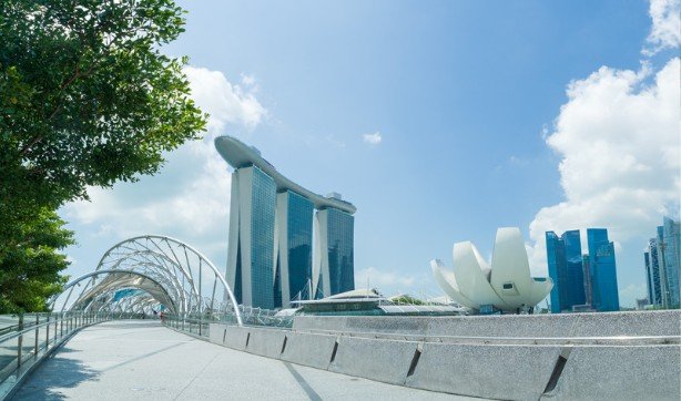 Enjoy Marina Bay Without Buying Attraction Tickets
